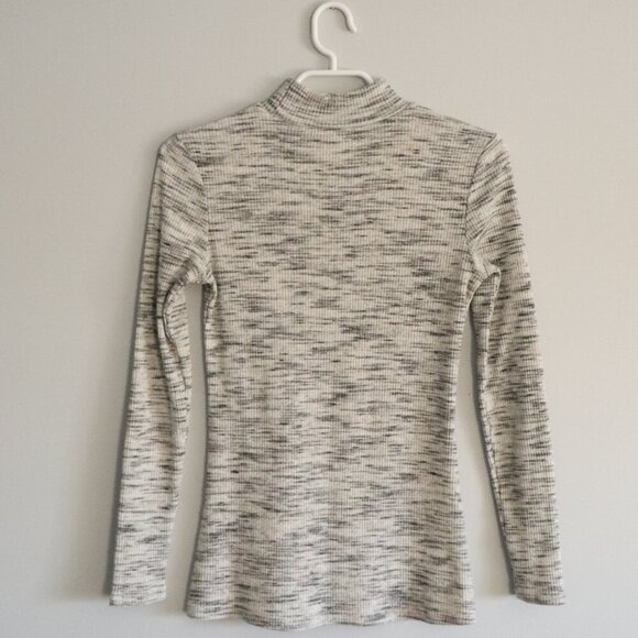 Dynamite Women's Sz S Mock Neck Ribbed Long Sleeve Stretch Pullover T-Shirt Top - Picture 2 of 11